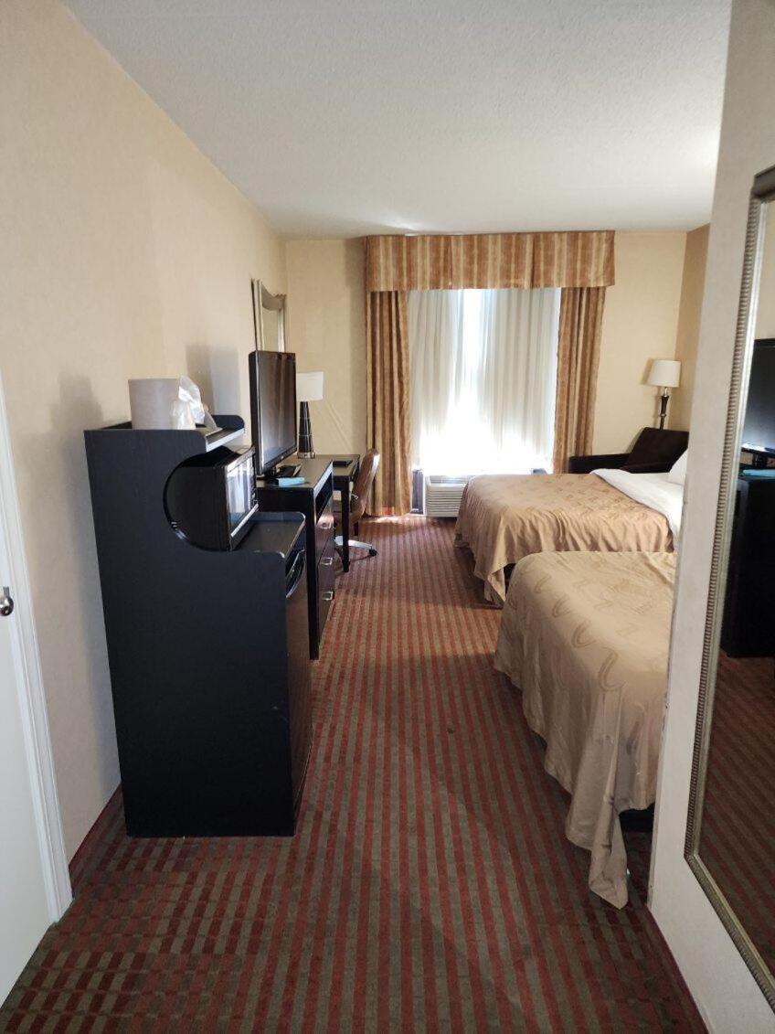 סומרסט Quality Inn & Suites מראה חיצוני תמונה